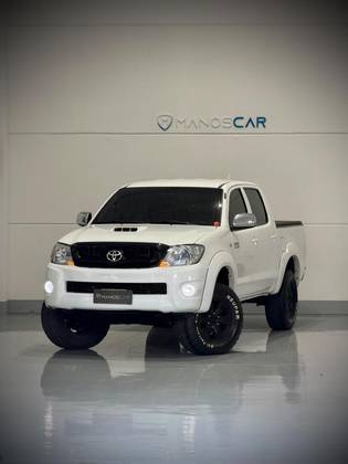 TOYOTA HILUX 3.0 SRV 4X4 CD 16V TURBO INTERCOOLER DIESEL 4P MANUAL TOYOTA HILUX 3.0 SRV 4X4 CD 16V TURBO INTERCOOLER DIESEL 4P MANUAL
